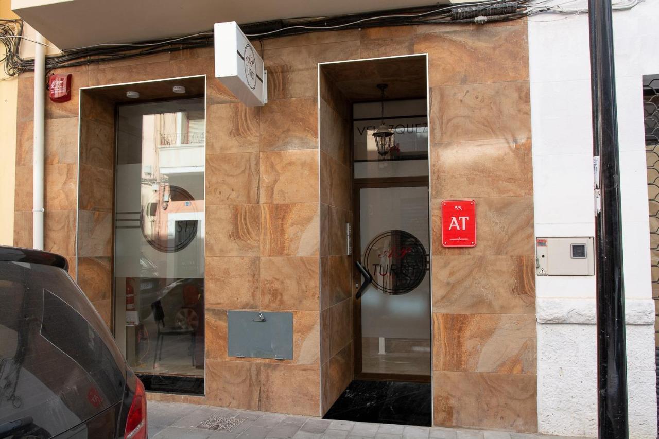 Ap Turist Velazquez Apartment อาลิกันเต ภายนอก รูปภาพ