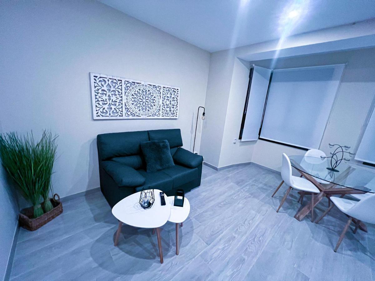 Ap Turist Velazquez Apartment อาลิกันเต ภายนอก รูปภาพ